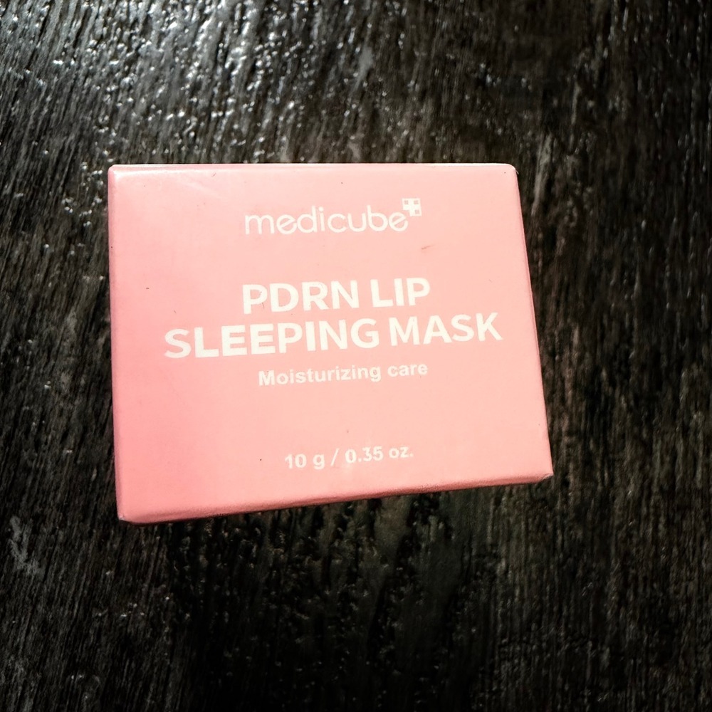 Medicube PDRN Lip Sleeping Mask Women 10g Pink Moisturizing K-Beauty Treatment